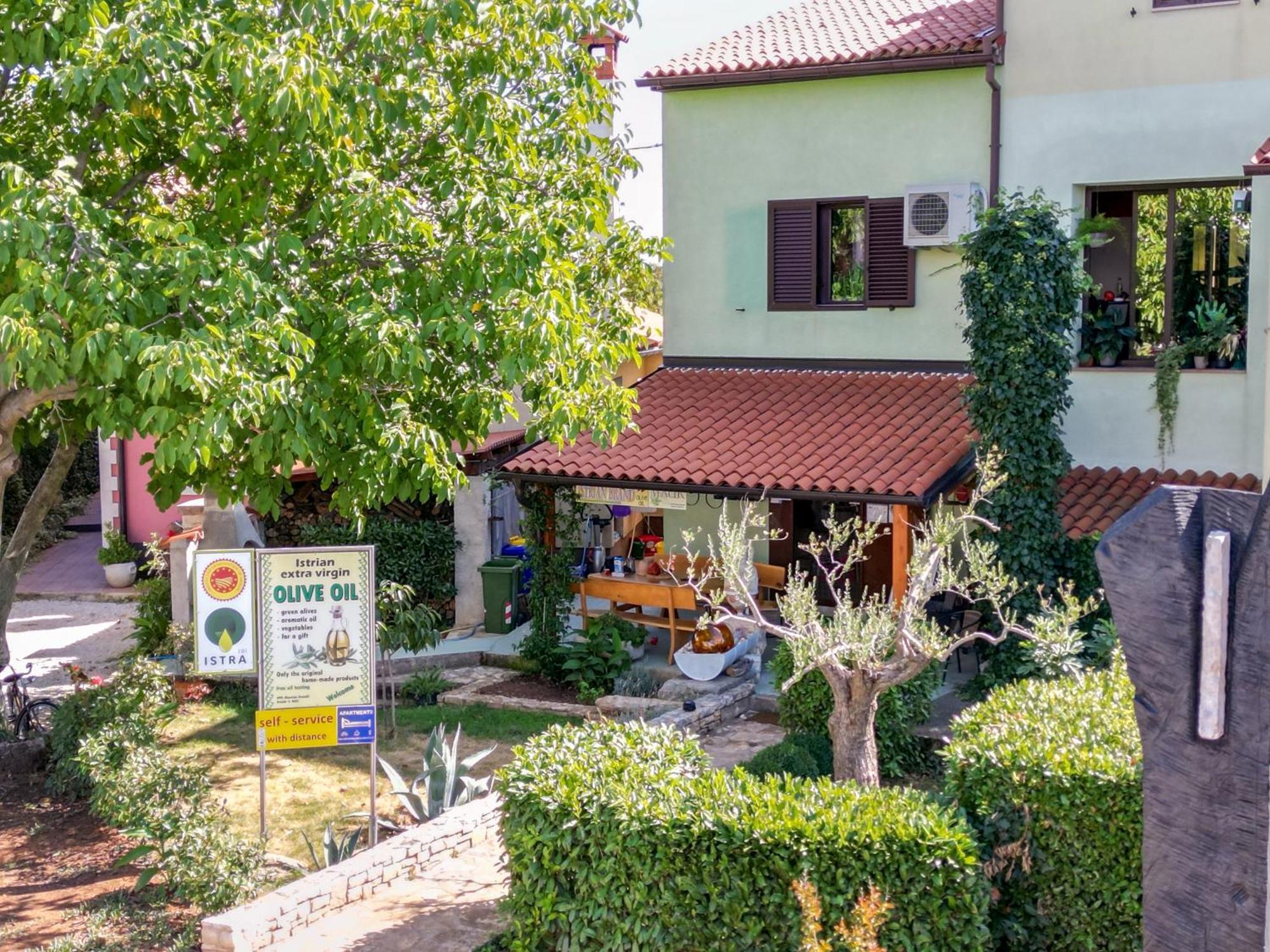 Magic Holiday Apartment Bale Exterior photo