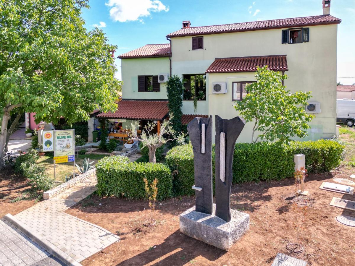 Magic Holiday Apartment Bale Exterior photo